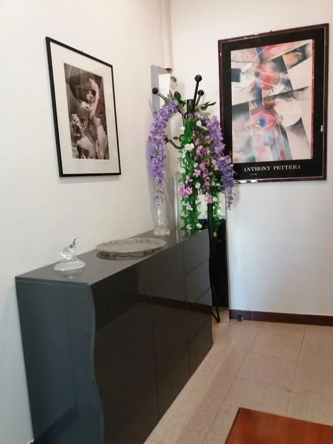 Отель Casa Giulia Кальяри